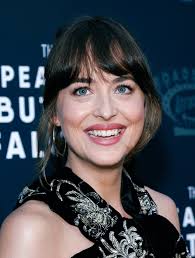 Samuel marshall productions' charlie dorfman will also produced the film and finance it. Dakota Johnson Life New Project Dakota Will Star In Maggie Gyllenhaal S Directoral Debut The Lost Daughter