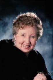 Elizabeth Cary's Instagram, Twitter & Facebook