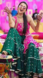 Shaadi Saga Click Mehendi Outfits Indian Bridal Outfits Indian Designer Outfits