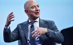 Puis la tendance s'est à. Jeff Bezos Conforte Son Statut D Homme Le Plus Riche Du Monde Le Parisien