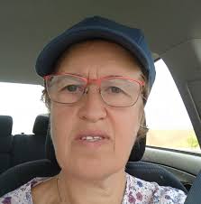 Green Suica card or the red welcome to Suica card? What's the best to get?  What's the difference?