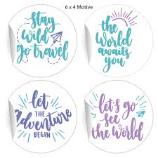 24 Motivierende Reise Motto Aufkleber Mit Verschiedenen Englischen Spruchen Turkis Lila Matte Papieraufkleber Auch O 45mm 4 Motive Kartenkaufrausch De