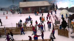 Located throughout the dubai mall you will find eight guest service desks where our team will be delighted to assist you with any of your queries or questions. 360 Degrees View Of Ski Dubai Snow Park Mall Of The Emirates Youtube