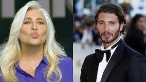 Nel 2021 è entrato a far parte del cast fisso dello show di rai 2 stasera tutto è. Stasera Tutto E Possibile Mara Venier E De Martino Fanno Il Boom Funweek