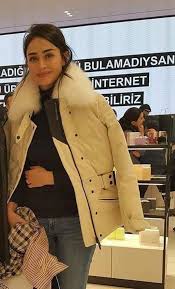 Pin By Leonardo Arias On E Turkish Beauty Fashion Clothes