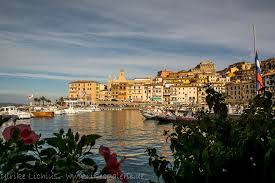 In tutto, il viaggio dura circa due ore e trenta minuti. Porto Santo Stefano Rikes Galerie