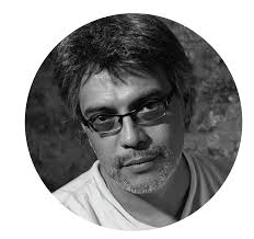 Un punto blanco en la pared