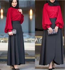 Black Skirt And Tomato Red Blouse Check Out Esma Fashion Black Skirt Moslem Fashion Muslim Fashion