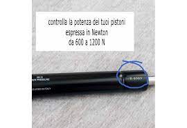 Si possono abbinare alla coppia di trapezi per letto contenitore. Coppia Pistoni A Gas Per Letto Contenitore Matrimoniale E Altre Misure