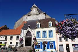 Eglise Grand Place Samer Nord Pas De Calais En 2020 Maison Style