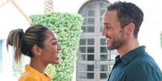 Congrats, bachelor nation…we've officially made it to the finale of the bachelorette! Bachelorette Tayshia Buys Tiny Christmas Tree Last Minute In Nyc With Zac Clark