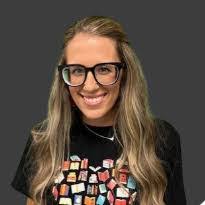 Ashley Mcbrayer's Instagram, Twitter & Facebook