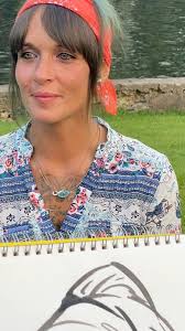 Does anyone know the people that are renting out the apartments by the post  office?