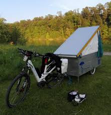 Ubernachtung Hochtengen Fahrrad Wohnwagen Wohnwagen Fahrrad
