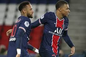 Toute l'actualité du club, matchs et résultats, fiches joueurs, transferts, vidéos, photos, billetterie et boutique en ligne. Ligue Des Champions Le Psg Touche Le Pactole En 2019 2020 Lyon 6e Lille Mieux Paye Que Le Vainqueur De La C3 Football Maxifoot