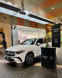 Mercedes-Benz Castle Hill