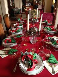 60 Best Christmas Table Decor Ideas For Christmas 2020 Where Traditions Meets Grandeur Hike N Dip Christmas Table Fun Christmas Decorations Christmas Table Decorations