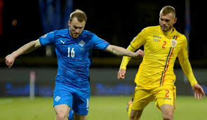 It contains historical and important contemporary figures (athletes, actors, directors etc.). Alexandru CreÅ£u