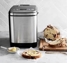 Place the water, sugar and yeast in the pan of the bread machine. The Best Bread Machines For Baking Fresh Loaves At Home