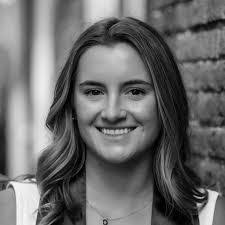 Lindsey Ross's Instagram, Twitter & Facebook