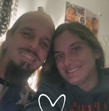 What resources are available to help a domestic violence victim in Kentucky?