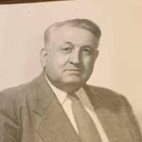 Raymond Ivey's Instagram, Twitter & Facebook