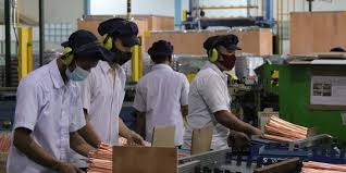 Pendapatan yang tinggi disebabkan dari pendapatan blu yang naik, terutama blu kelapa sawit, pendapatan jasa rumah sakit, penyelenggaraan telekomunikasi, papar dia. Hingga April 2021 Penerimaan Bea Cukai Jateng Diy Tembus Rp 13 44 Triliun Merdeka Com