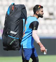 That was evident from the tweets he sent out praising. Virat Kohli Virat Kohli Hurts Thumb Ahead Of India S World Cup Opener Cricket News Technology India