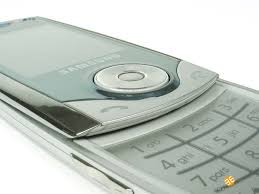Samsung U700 review: Ultra fit ...