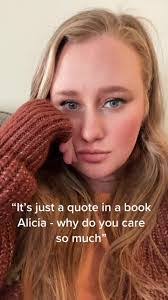 Alisha Lockridge's Instagram, Twitter & Facebook