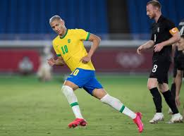 Com alterações, técnico andré jardine (foto) anuncia relação de 22 jogadores convocados para defender a seleção. 9hjjesik6yoxbm
