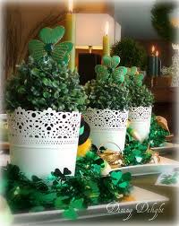 Dining Delight St Patrick S Day Table For Six St Patrick S Day Decorations Diy St Patricks Day Decor Irish Decor