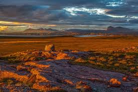 Loch ailort, scotland lochailort is a hamlet in scotland that lies at the head of loch ailort, a sea loch, on the junction of the road to the isles between fort william and mallaig with the a861 loop towards salen and strontian Schottland Tipps Und Reiseziele Naturfotografie Adrian Hirsbrunner