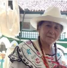 Bordados de Lucy Velez