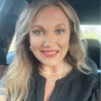 Rochelle Bartholomew's Instagram, Twitter & Facebook