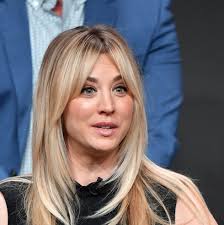 Jun 25, 2021 · kaley cuoco told about her summer travel plans and her love for the 'big bang theory' the actress is gearing up to film the second season of 'flight attendant.' june 25, 2021 1:04 pm edt. Kaley Cuoco Is Having A Me Party And Only Her Rock Hard Abs Are Invited In 2021 Kaley Cuoco Hair Long Layered Hair Long Hair Styles