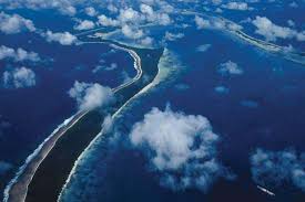 Descubre las aventuras submarinas en este hermoso continente y todas las experiencias únicas que puedes vivir buceando en el océano índico. Territorio Britanico Do Oceano Indico Britannica Escola