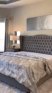 40 Gorgeous Small Master Bedroom Ideas In 2021 Decor Inspirations Elegant Master Bedroom Small Apartment Bedrooms Luxury Bedroom Master
