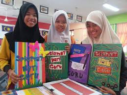 Berikut adalah kumpulan contoh ucapkan selamat hari guru nasional 2021 yang menyentuh hati dalam bahasa indonesia untuk kartu ucapan, story wa ada berbagai cara untuk mengatasinya, salah satu diantaranya adalah dengan melihat kumpulan contoh ucapan selamat hari guru di internet. Smk Sri Rahmat Pertandingan Kad Ucapan Sempena Hari Guru Facebook