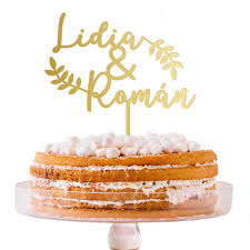 Echa un vistazo a nuestra selección de toppers para tartas para ver las mejores piezas hechas a mano, únicas o personalizadas de nuestras tiendas. Cake Topper Boda Personalizado Nombres Para Tartas