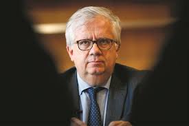 A ministra da administração interna acabaria por dar outra informação relevante: Eduardo Cabrita E O Novo Ministro Da Administracao Interna