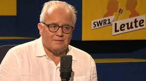 „fritz keller ist ein extrem positiver typ, der wenn es mal schwierig wird, immer auch das. Fritz Keller Winzer Und Prasident Des Sc Freiburg Leistung Emotion Und Genuss Garten Kaffee Oder Tee Swr De
