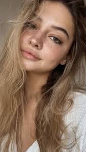 Madalyn King's Instagram, Twitter & Facebook