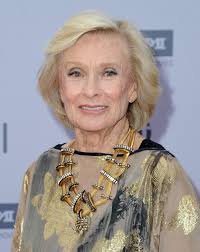 Cloris Leachman Shares Her Last Memory With Mary Tyler Moore & It'll Warm  Your Heart