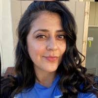 Wendy Bush's Instagram, Twitter & Facebook