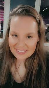 Bobbie Cates's Instagram, Twitter & Facebook