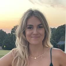 Anna Winstead's Instagram, Twitter & Facebook