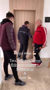 Poslovično na veletržnici voća i povrća u tasovčićima kod čapljine, prevladavaju stariji proizvođači ili prodavači. Dejan Lovren Primio U Hotel Joel Prve Dvije Obitelji Ocekuje Da Ce Doci Jos Njih 24sata