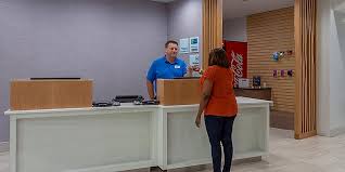 Upon entry, you receive a hard card as you would at a race the nascar hall of fame is open daily from 10 am to 6 pm. Sehenswurdigkeiten In Charlotte In Der Nahe Des Holiday Inn Express Suites Charlotte Arrowood