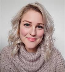 Erin Bernardi's Instagram, Twitter & Facebook